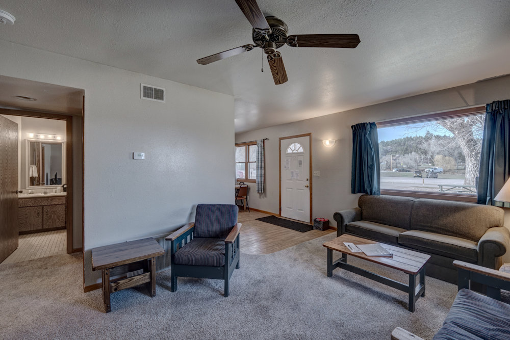 2 Bedroom Large Cabin For Rent At Canyon Lake Resort In Rapid City South Dakota