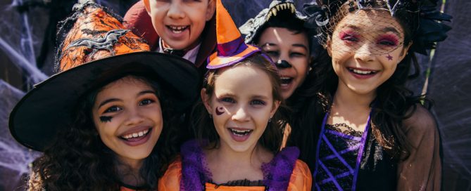 Deadweird 2026: Halloween Schedule, Bands & Visitor Guide